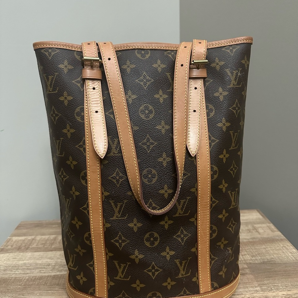 Louis Vuitton Vintage Bucket Bag GM